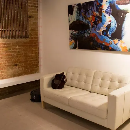 Apartment Happy People Gaudi Sant Pau Barcelona