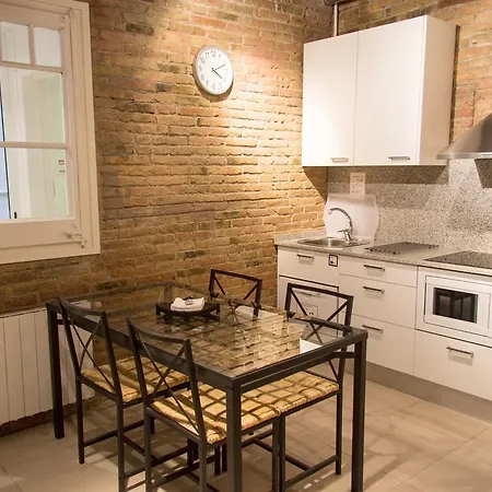 Apartment Happy People Gaudi Sant Pau Barcelona